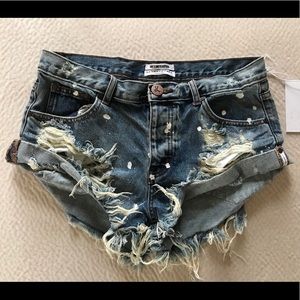 One teaspoon destroyed bandits